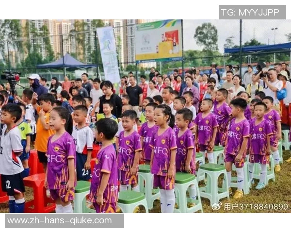 激情四溢的足球锦标赛即将开幕球迷齐聚一堂共庆盛事 激情四溢的足球锦标赛即将开幕球迷齐聚一堂共庆盛事