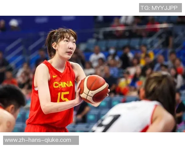 中国女篮颜值与实力并重30岁单身女神场均10分2助攻备受宫鲁鸣青睐